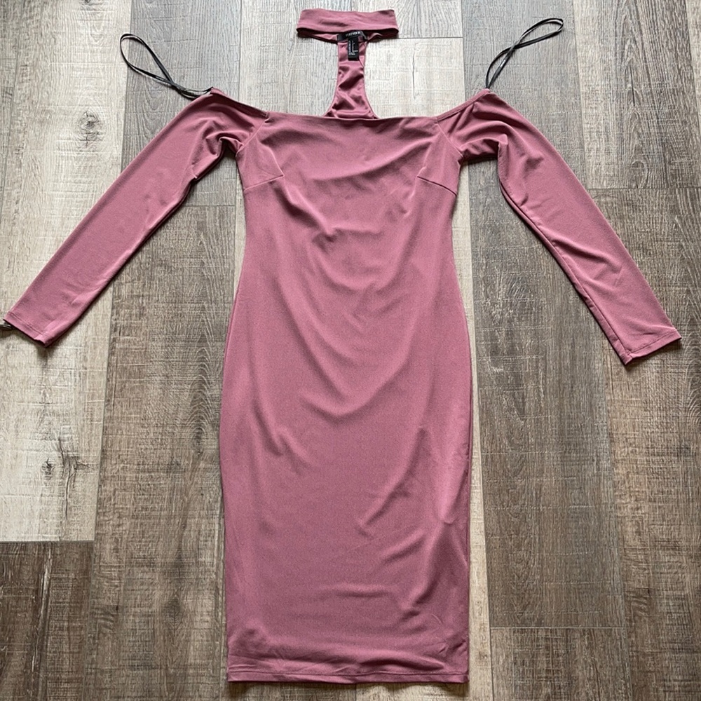 FOREVER 21 DRESS - Picture 2 of 5